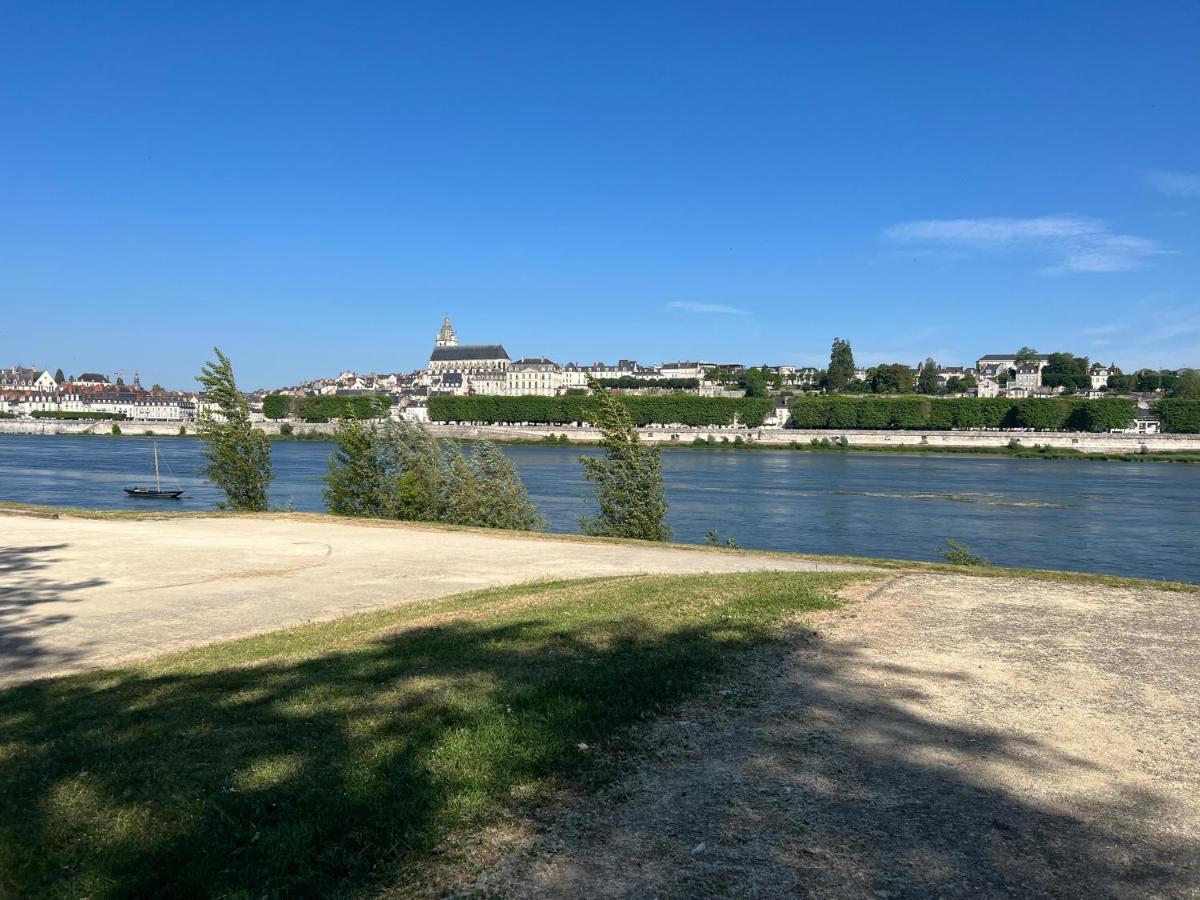 Quiniere - Entre Lac Et Foret - Hebergement Independant Avec Espace Kitchenette Blois Eksteriør bilde