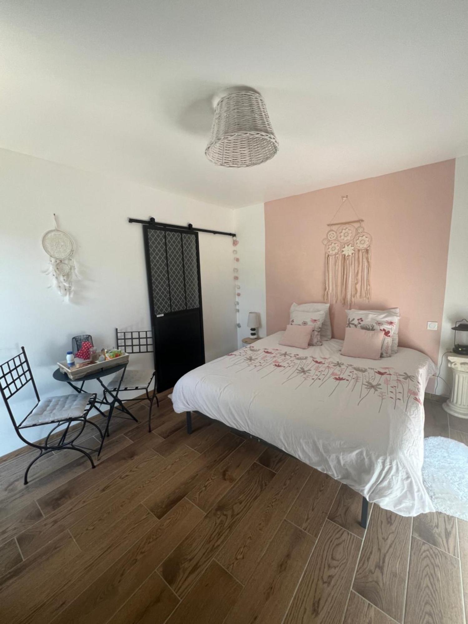 Quiniere - Entre Lac Et Foret - Hebergement Independant Avec Espace Kitchenette Blois Eksteriør bilde
